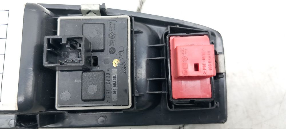 Comando / botão / interruptor vidros frente esquerdo VOLKSWAGEN Fox (5