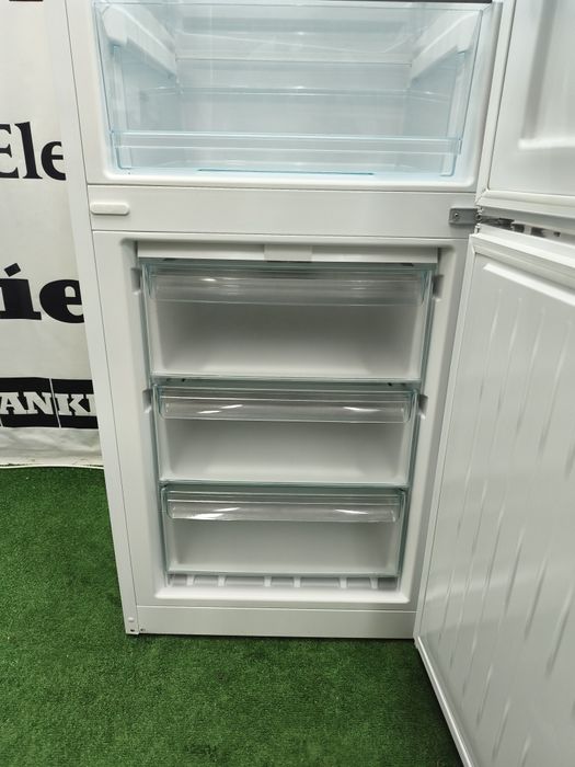 Двокамерний холодильник Miele KFN 29132 D ws