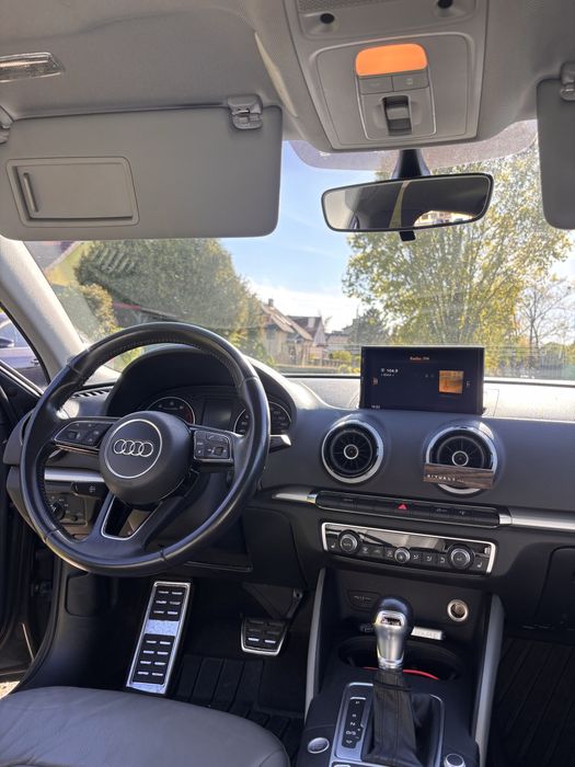 AUDI A3 8V  sedan s tronic quattro