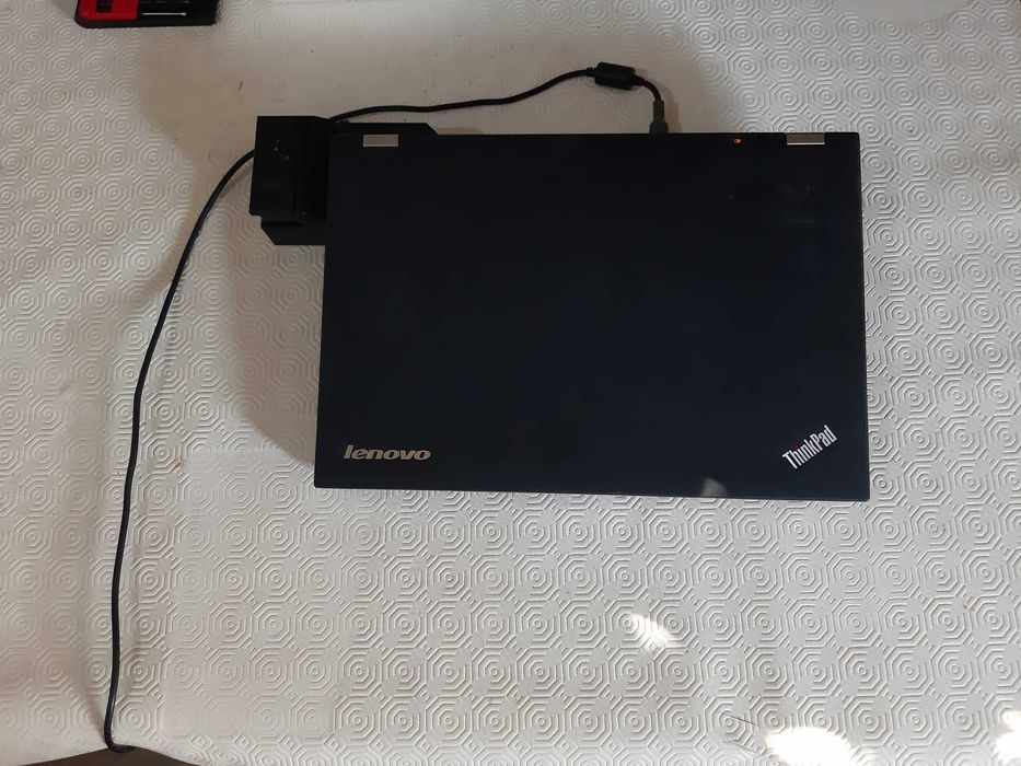 Lenovo T430 i5 2.6 GHz, 8 GB RAM, and SSD64284585222530121