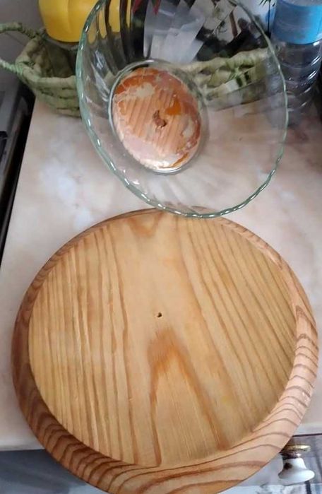 Queijeira em madeira e vidro