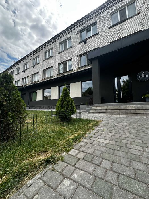 Нежитлове приміщення, площею 194.3 кв.м., смт.Теофіполь
