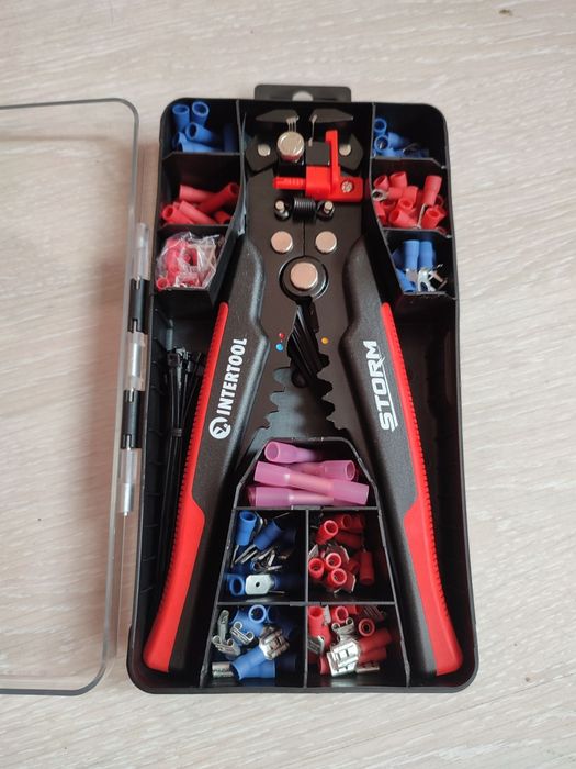 Съемник изоляции автоматический  200 мм  STORM INTERTOOL HT 7024