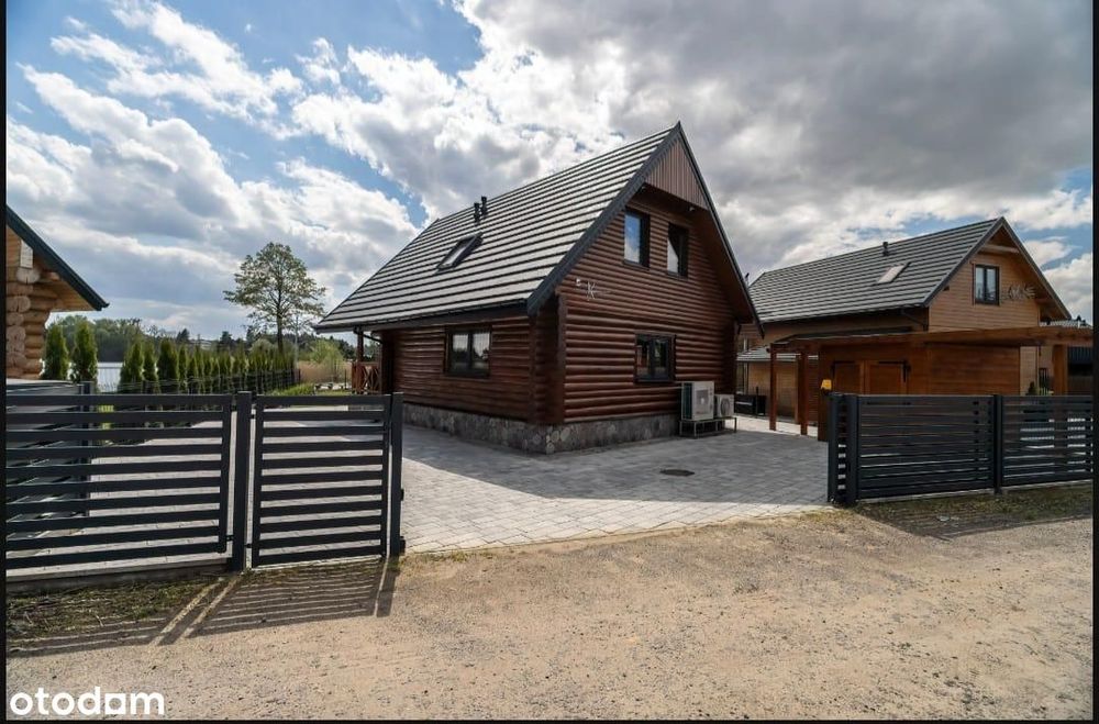 Komfortowy dom nad Jeziorem z miejscem w marinie | 1 linia brzegowa