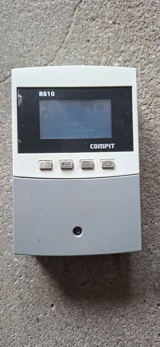 Regulator pogodowy Compit R810