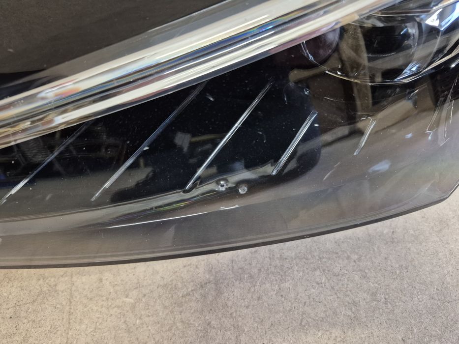 Lampa reflektor full led skoda scala lewy europa