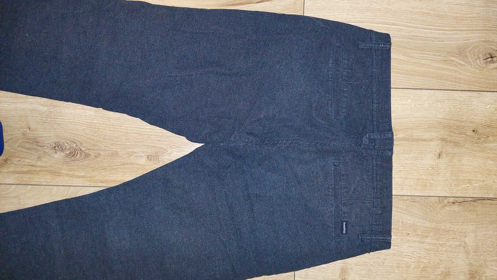 Продам чоловічі штани RESALSA JEANS WEAR