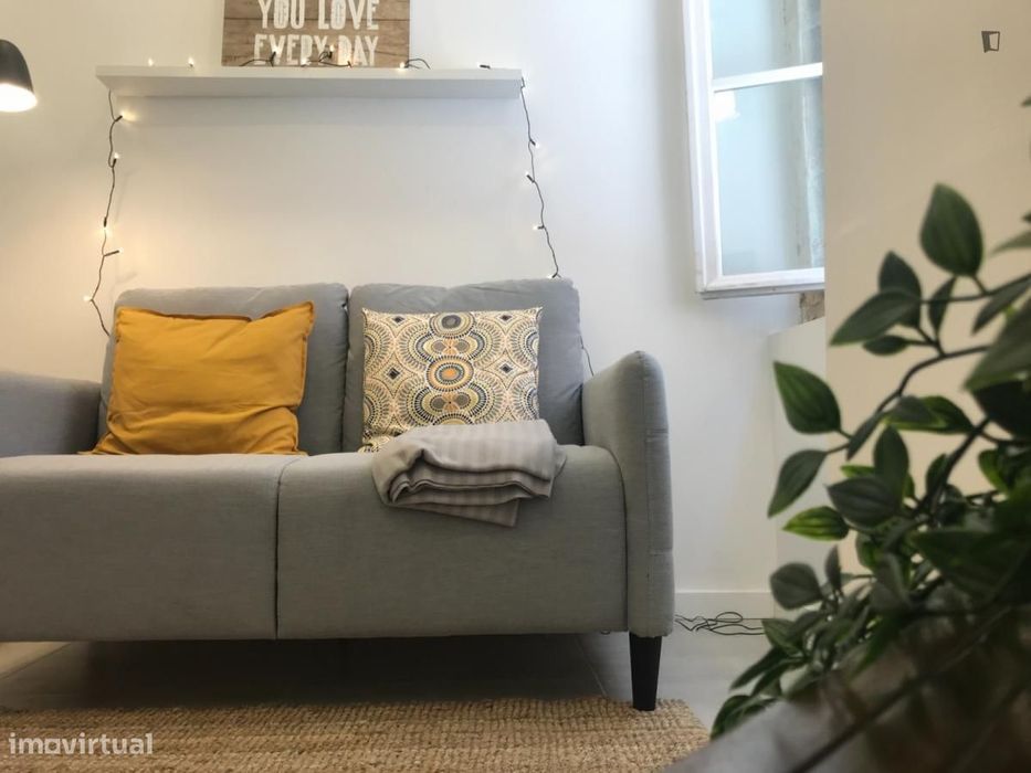 Estúdio - localizado em Mouraria Lisbon