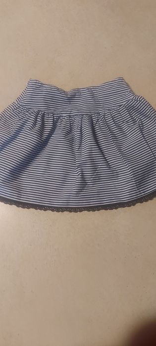 Spódniczka elegancka ok 128