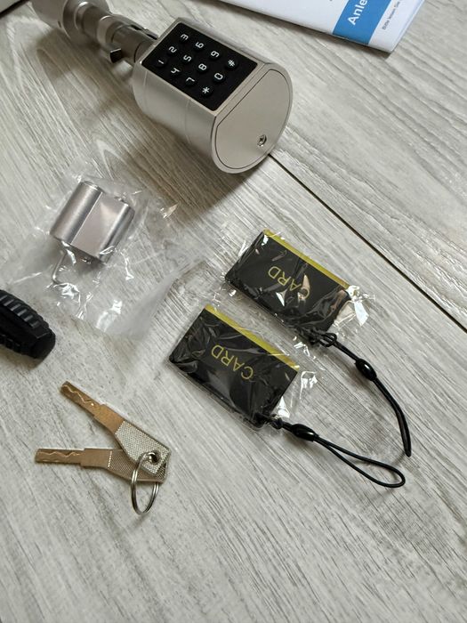 Smart cylinder lock zamek elektroniczny odcisk palca nfc klawiatura tuya