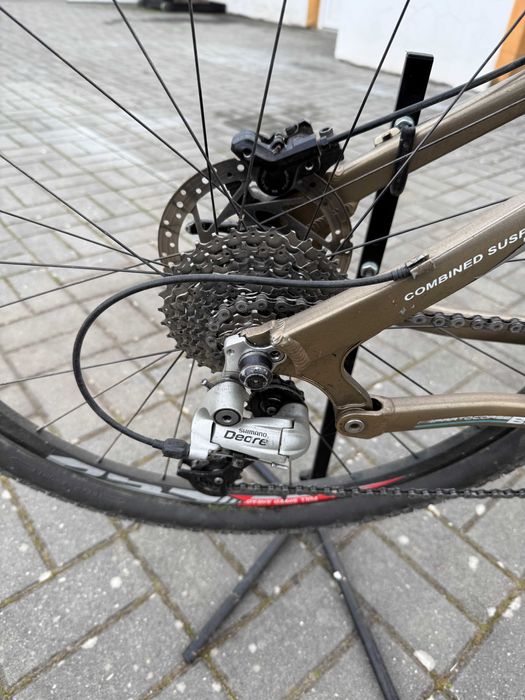 Bicicleta de BTT Bianchi CAAL 8000 com suspensão total