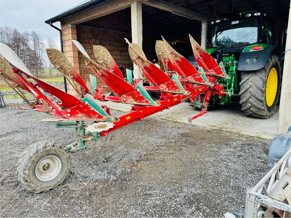 Usługa orki pługiem 5 skibowym obrotowym kverneland