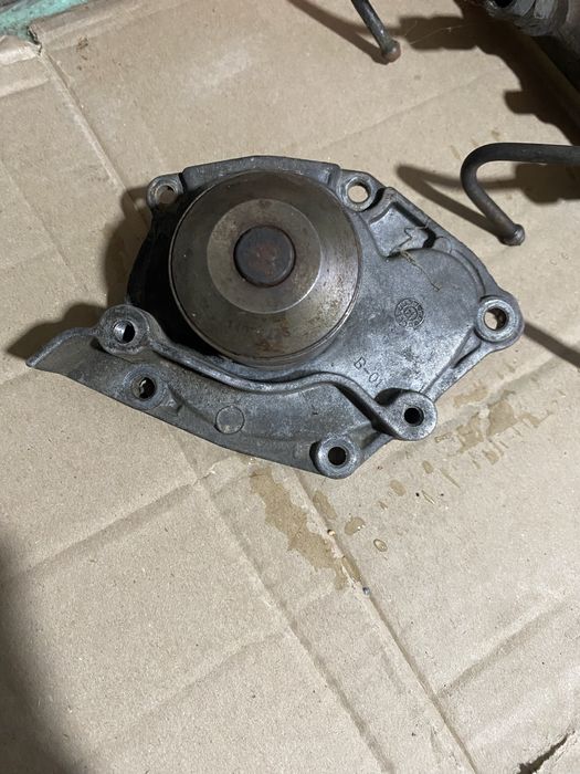 Помпа Рено Трафик 1.9