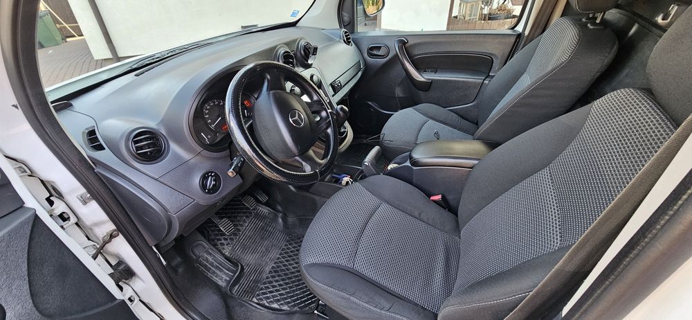 Mercedes Citan 109