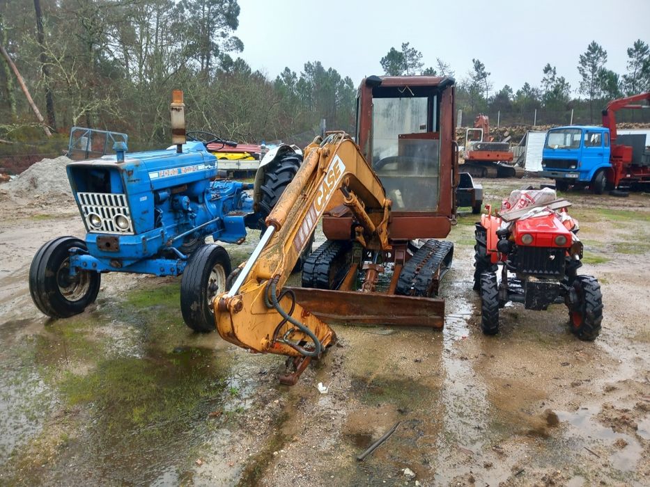 Mini-giratória 3, 5 toneladas Caterpillar.. vário material