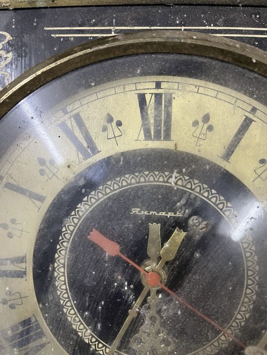 Годинник ЯНТАРЬ, 100грн.