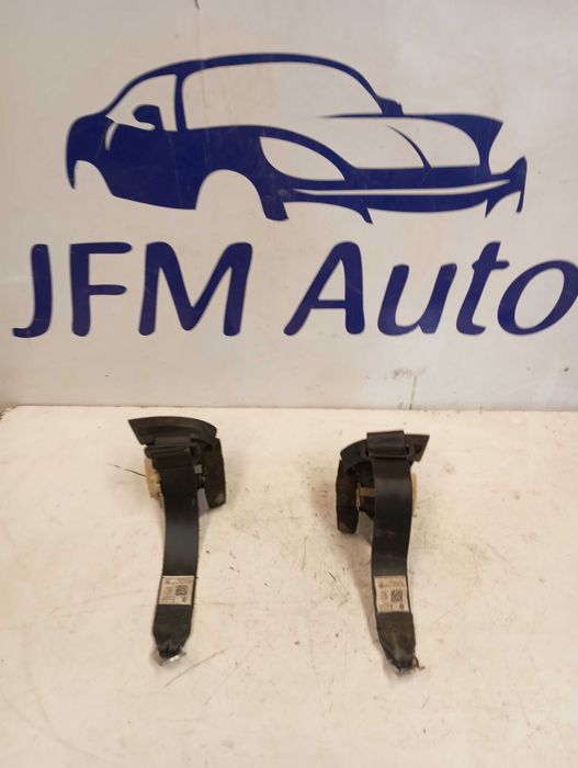 Cintos de Segurança Traseiros VW Scirocco (1K8857805/6)