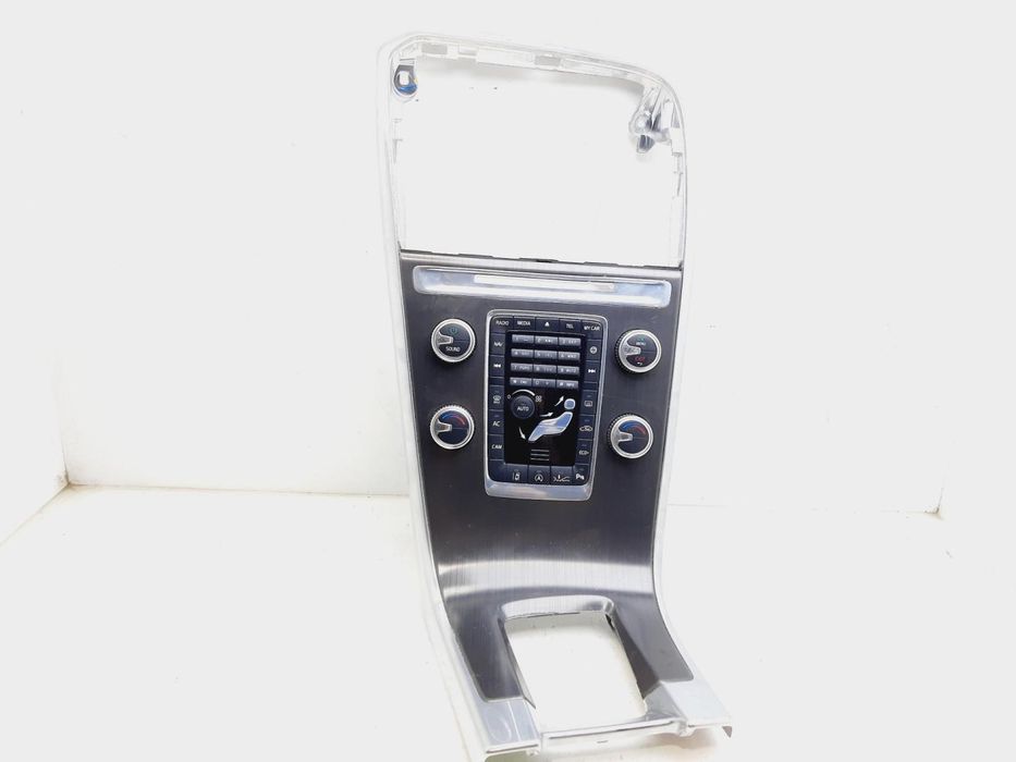 consola central volvo XC60