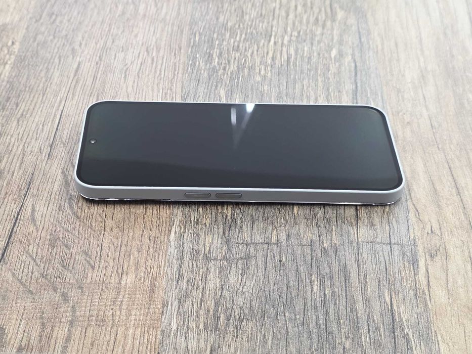 Nothing Phone (2a) Plus 12/256GB stan bdb gwarancja