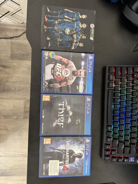 Продам Sony PlayStation 4 Fat 1TB (PS4, пс4, slim, pro)  + 4 игры