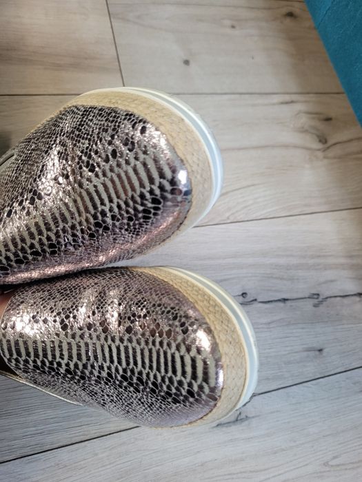Espadryle Caprice skóra