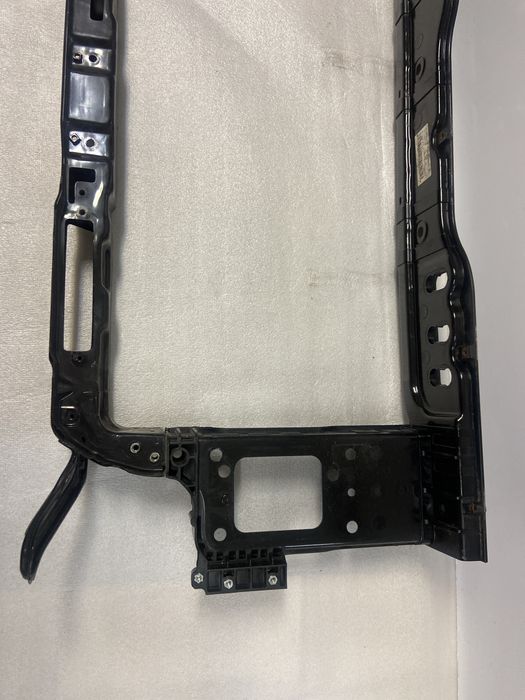 Pas przedni wzmocnienie czołowe HYUNDAI i30 12-16