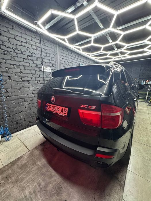 Срочно продам BMW x 5 e70  газ/бензин  в идеальном состоянии