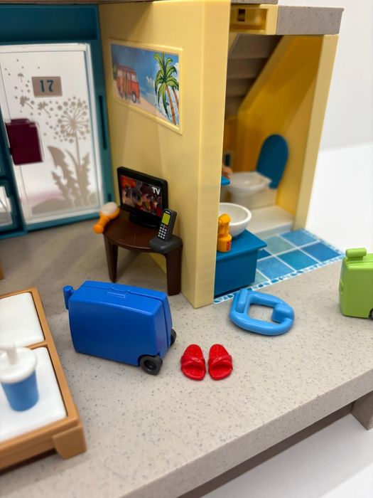 Bungalow z basenem Playmobil 70435