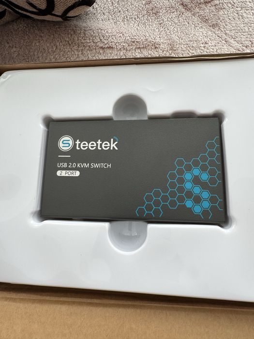 KVM-перемикач Steetek USB 3.0, 2 порти, 4K при 60 Гц