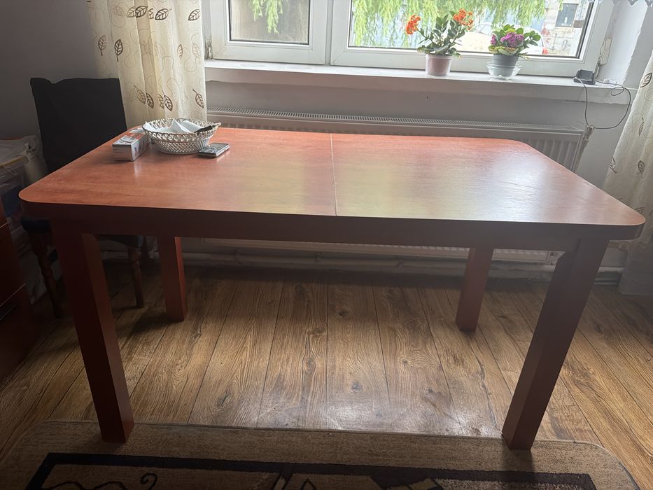 Stol rozkladany