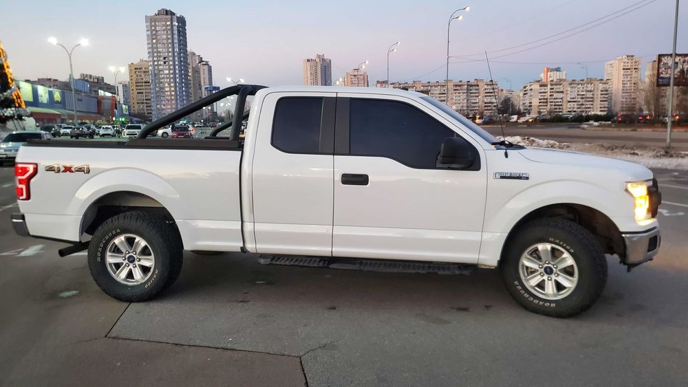 продам доглянутий Ford F-150, 5.0 V8, 4x4 з блокуванням
