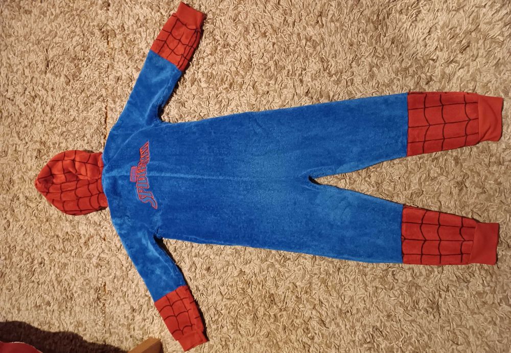 Kombinezon pajac przebranie piżama Marvel SPIDERMAN na 7/8 lat