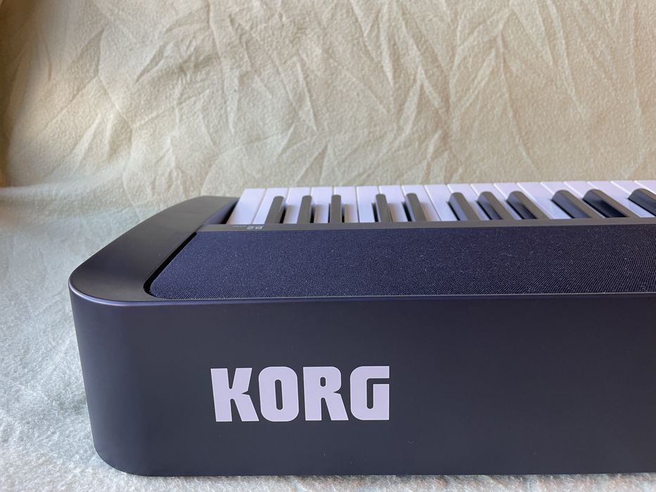 Piano Korg B2 - perfeito estado de funcionamento