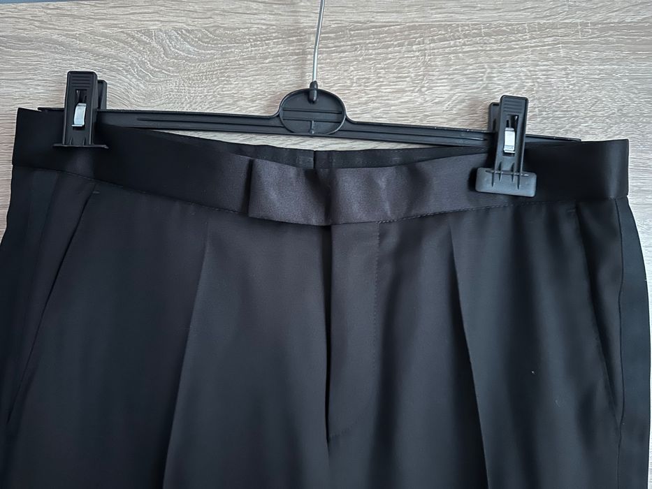 Garnitur ślubny Hugo Boss (czarny)