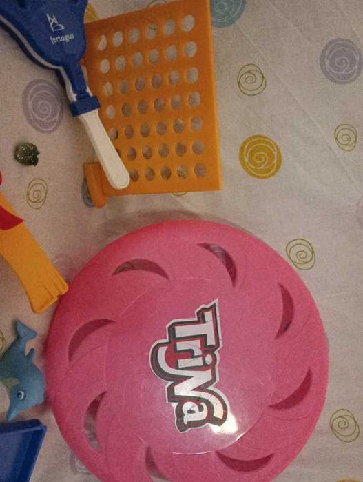 Lote de brinquedos aleatórios