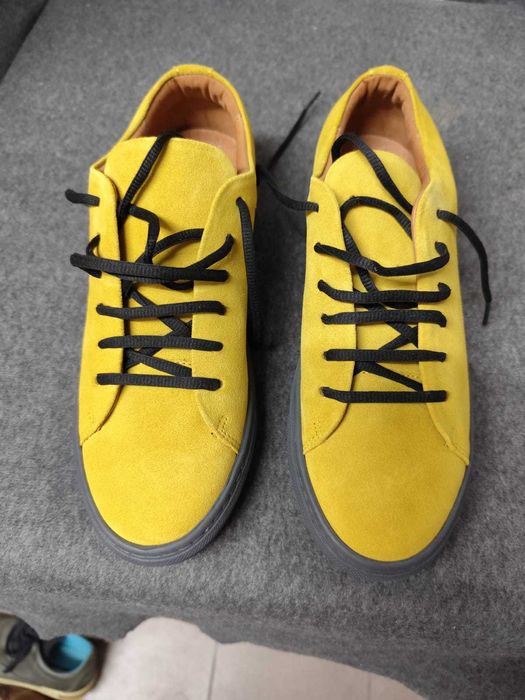 Sapatos Novos de Alta Qualidade