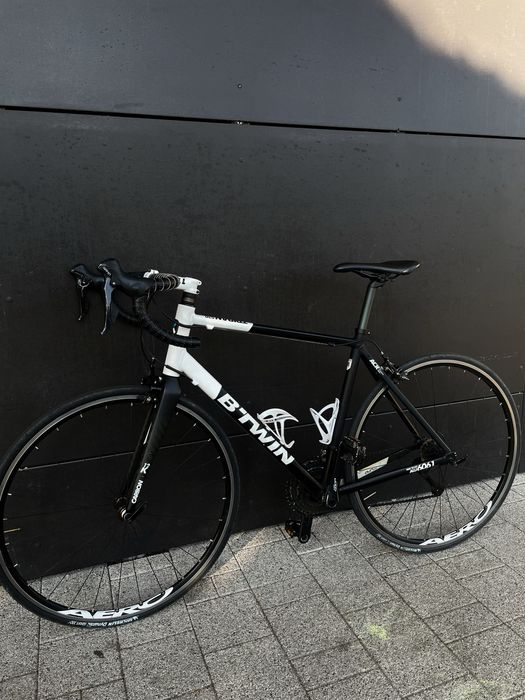 Rower szosowy Btwin Triban 520