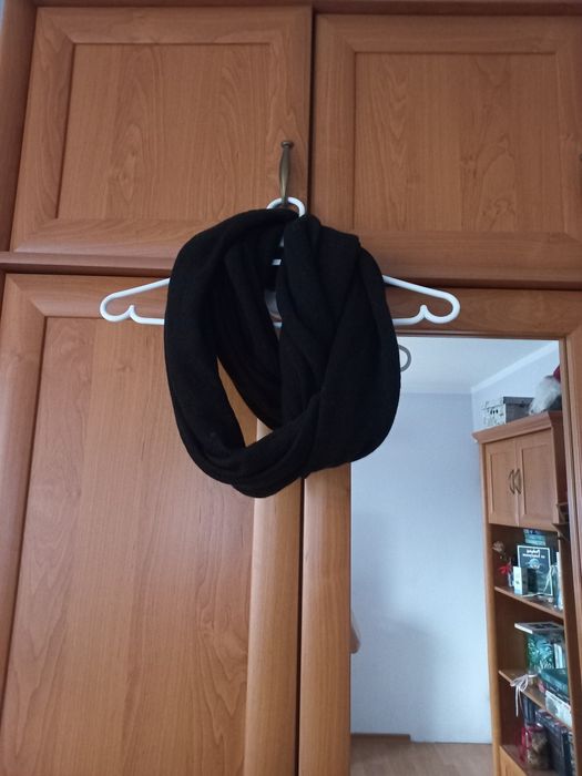 Szal zakładany przez głowę