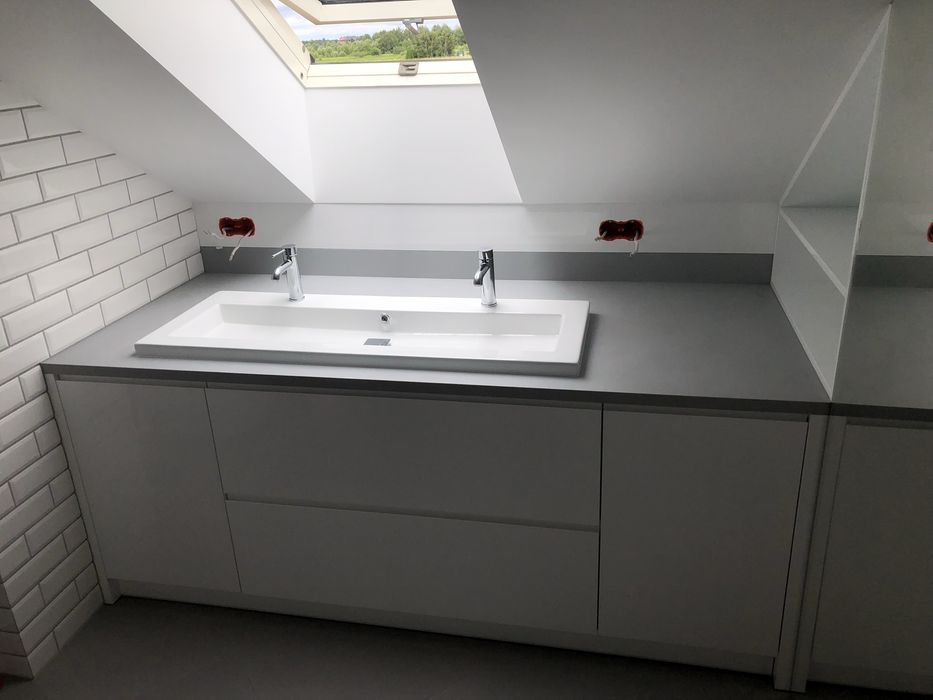 Stolarz – meble na wymiar: kuchnie, szafy, łazienki – darmowa wycena