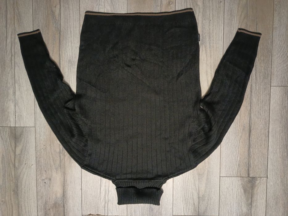 Sweter męski z golfem