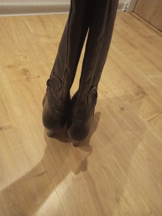 Buty damskie na obcasie Szafert r.39