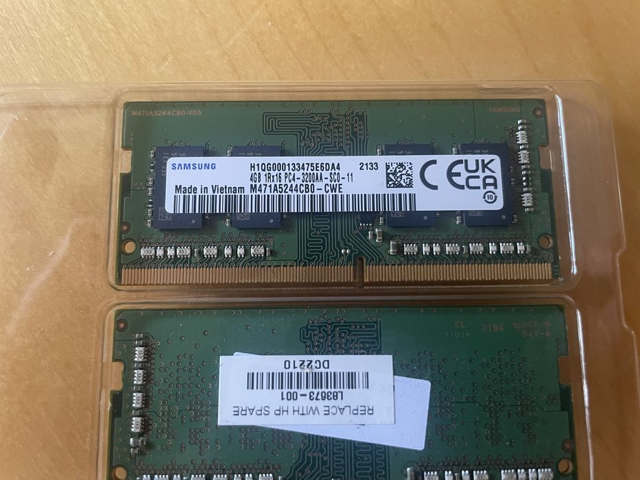 Memória RAM DDR4 3200 MHz - 2x4GB