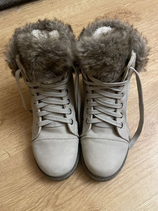 Buty z futerkiem zimowe