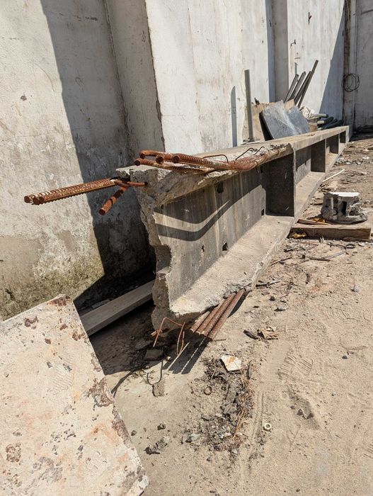 Poste de betão armado