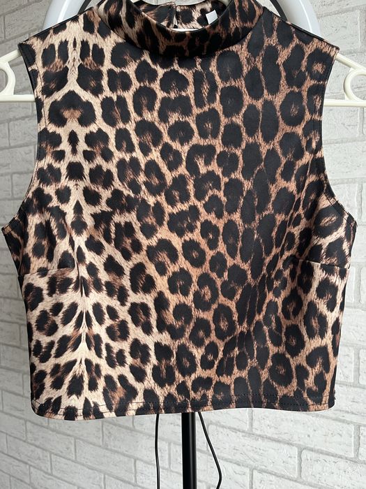 Crop top z krótkim golfem damski NewLook S/M