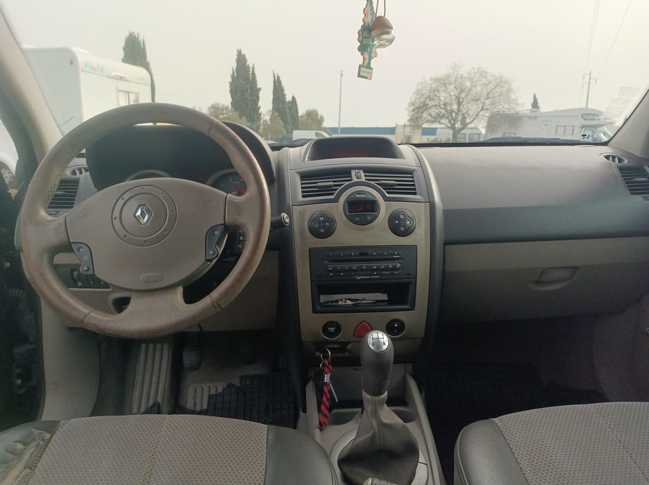 Renault Megane 1.5 DCI full extras
