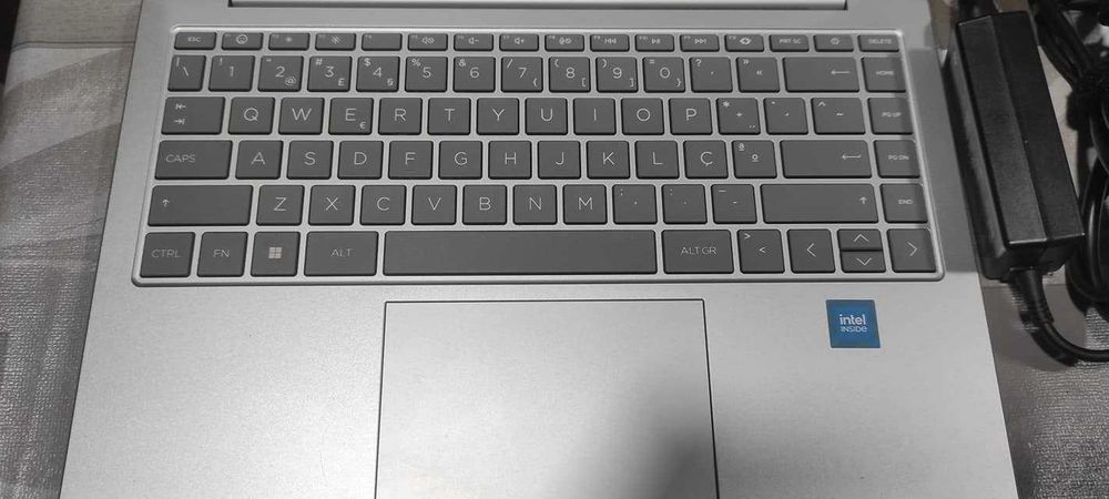 Computador Portátil HP 14 INTEL N200