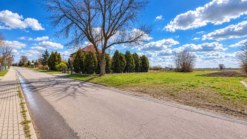 Działka budowlana 2559 m² | Media | MPZP | Przygody gm. Suchożebry - Więcej