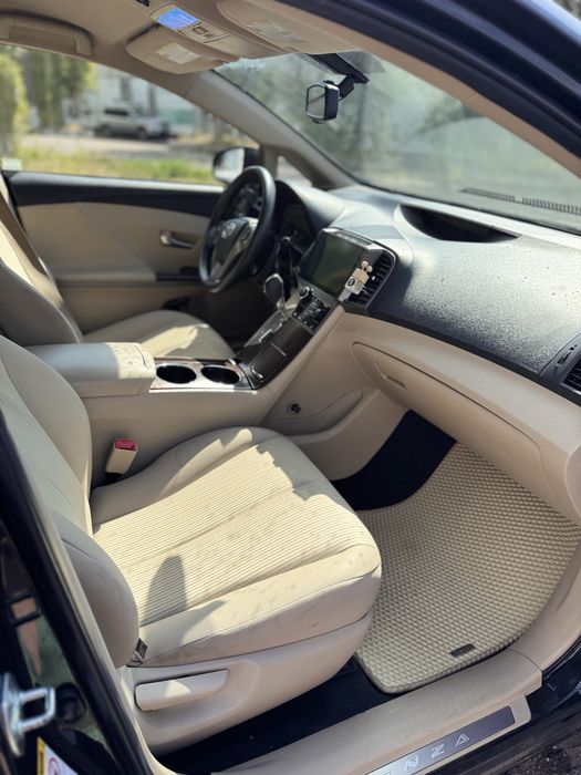 Toyota Venza 2015 • 2.7 бензин • АКПП  Продам Toyota Venza 2015 года