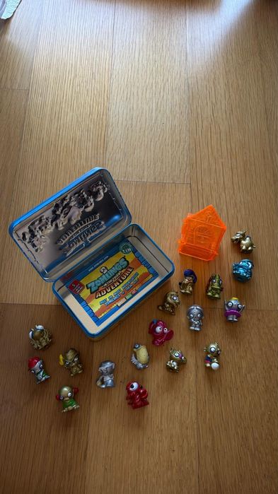 Coleção de Zomblings com extras
